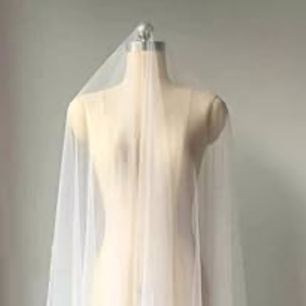 Elegant White Bridal Veil Soft Tulle